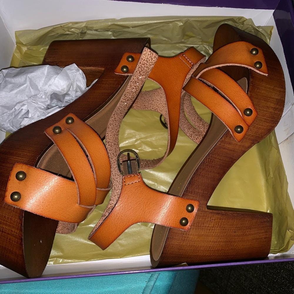 Madden girl sandals